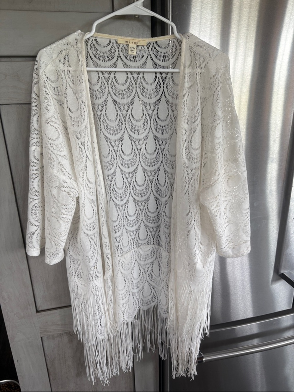 Mi Ami White Crochet Fringe Kimono size s/m